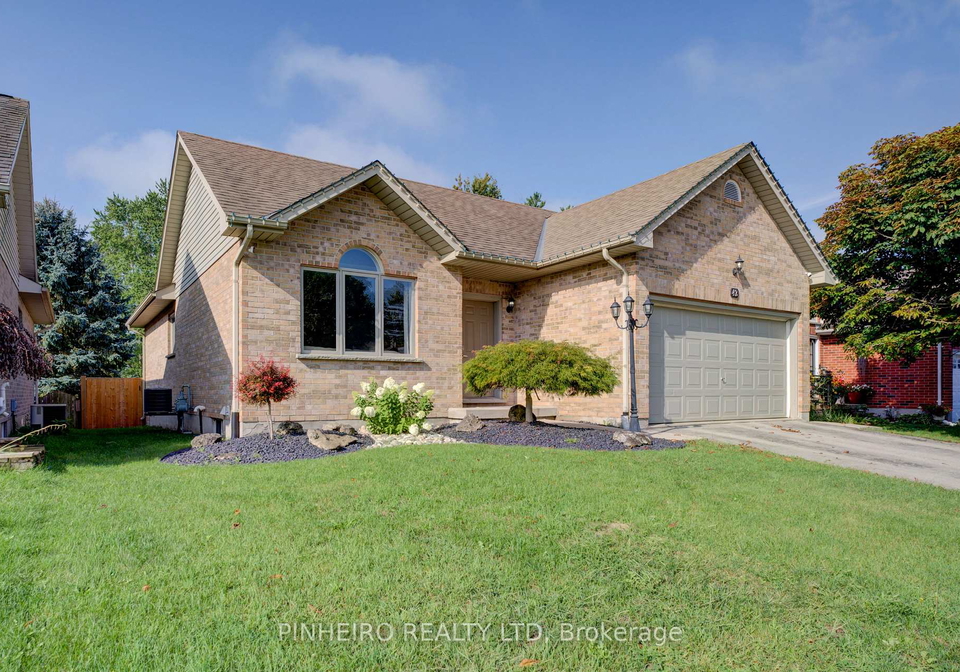 42-hickory-boulevard-w-strathroy-caradoc-ontario-x13745382