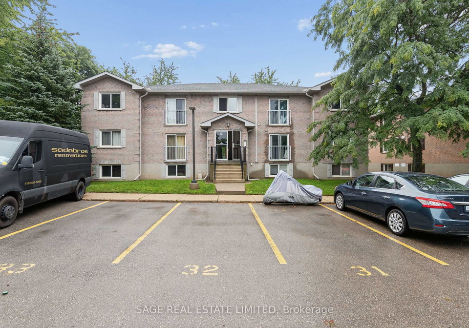 327-northlake-drive-waterloo-ontario-x13745742