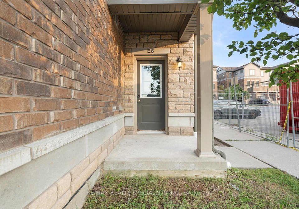 70-willowrun-drive-kitchener-ontario-x13745746