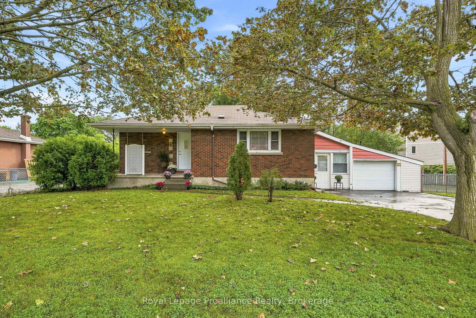 15-elvins-gardens-belleville-ontario-x13745758
