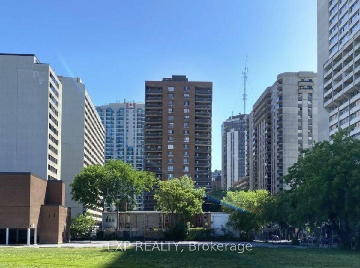475-laurier-avenue-w-ottawa-ontario-x13745782