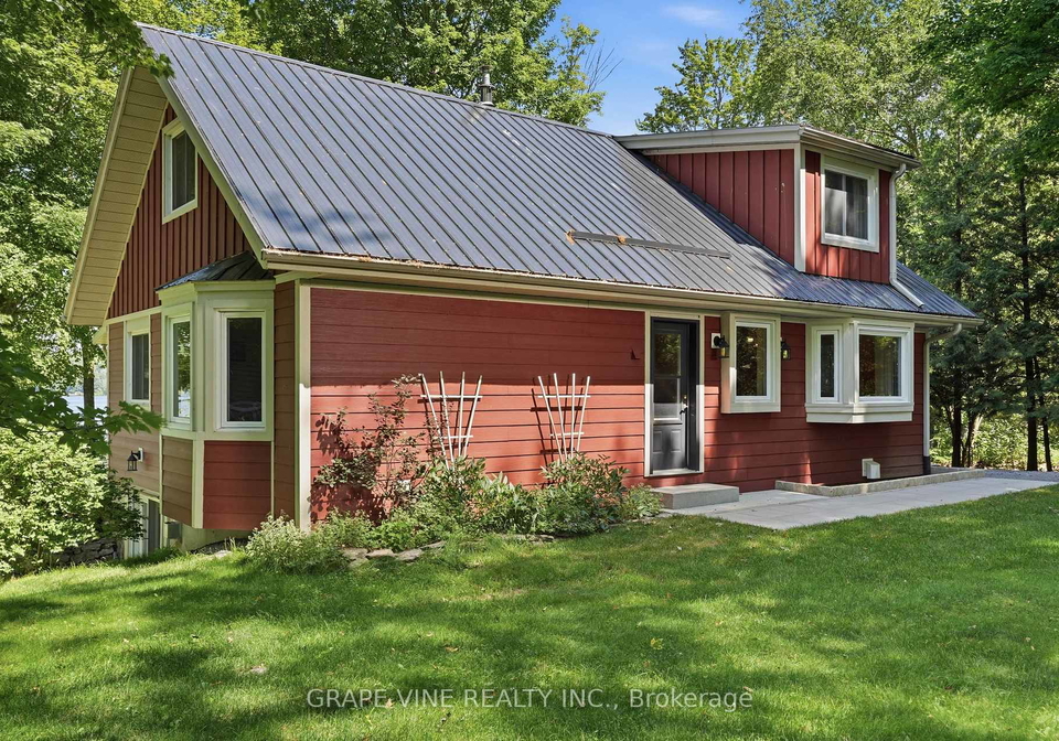 68-goodman-crescent-prince-edward-county-ontario-x13745864