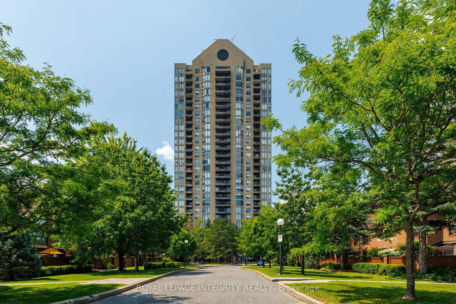 545-st-laurent-boulevard-ottawa-ontario-x13746070