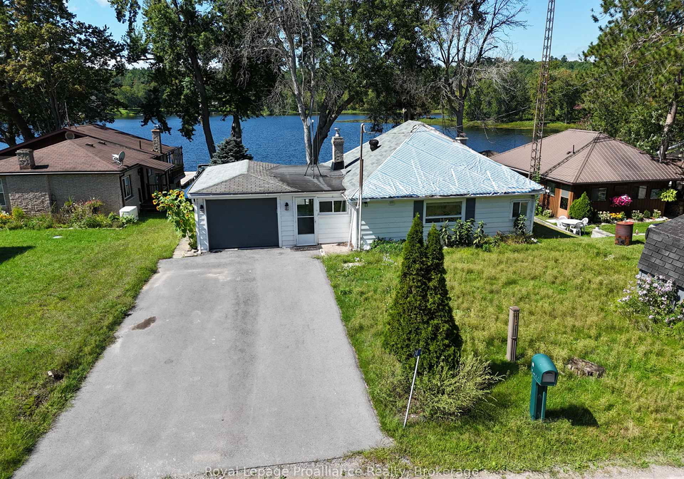 24-cosy-cove-lane-tweed-ontario-x13746522