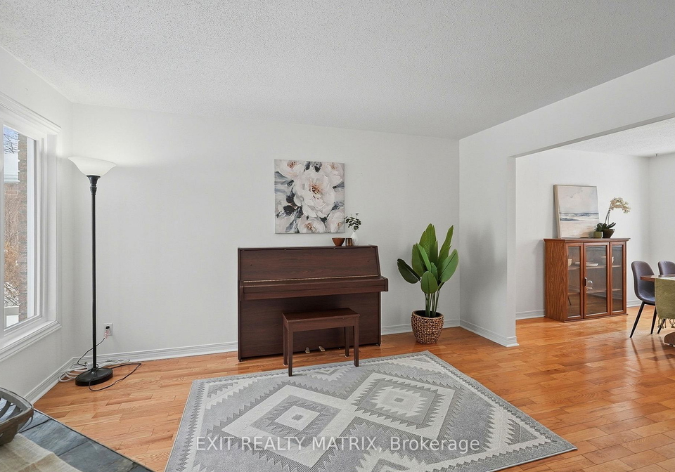 727-brome-crescent-ottawa-ontario-x13746536