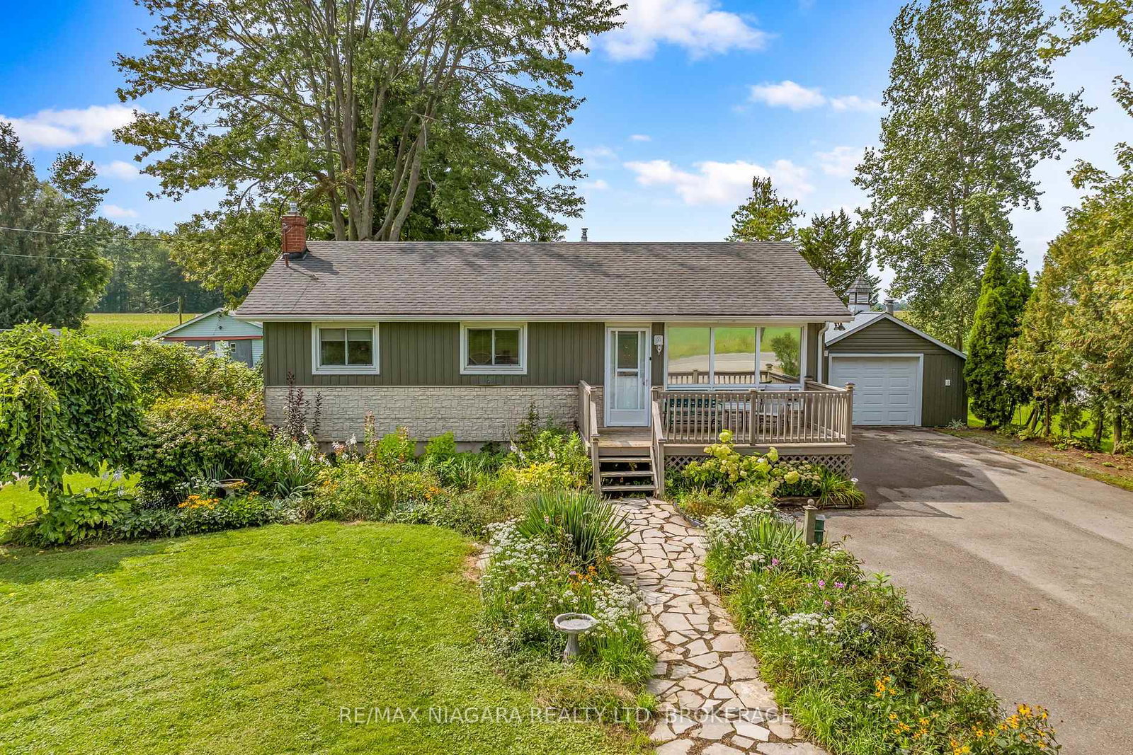 42058-hwy-3-wainfleet-ontario-x13746596