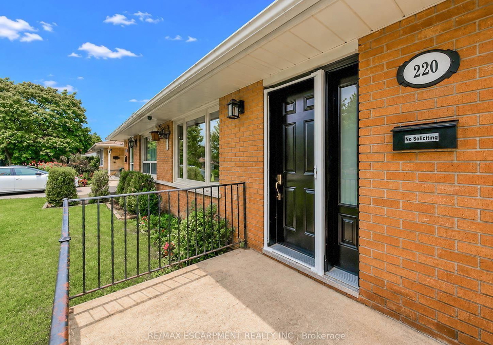 220-cairn-street-london-south-ontario-x13746612