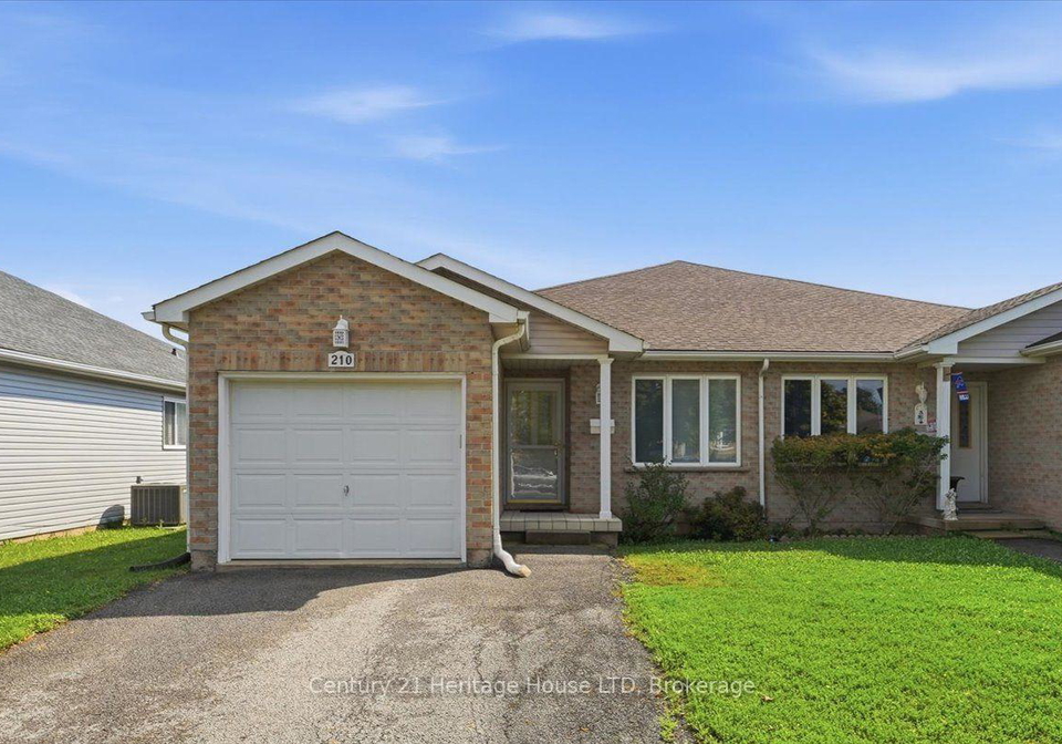 210-oakcrest-avenue-welland-ontario-x13746728