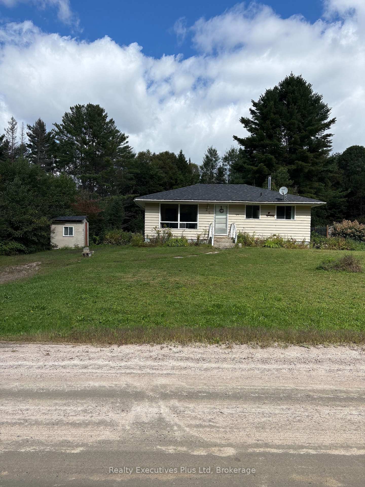 26-high-street-w-strong-ontario-x13746944