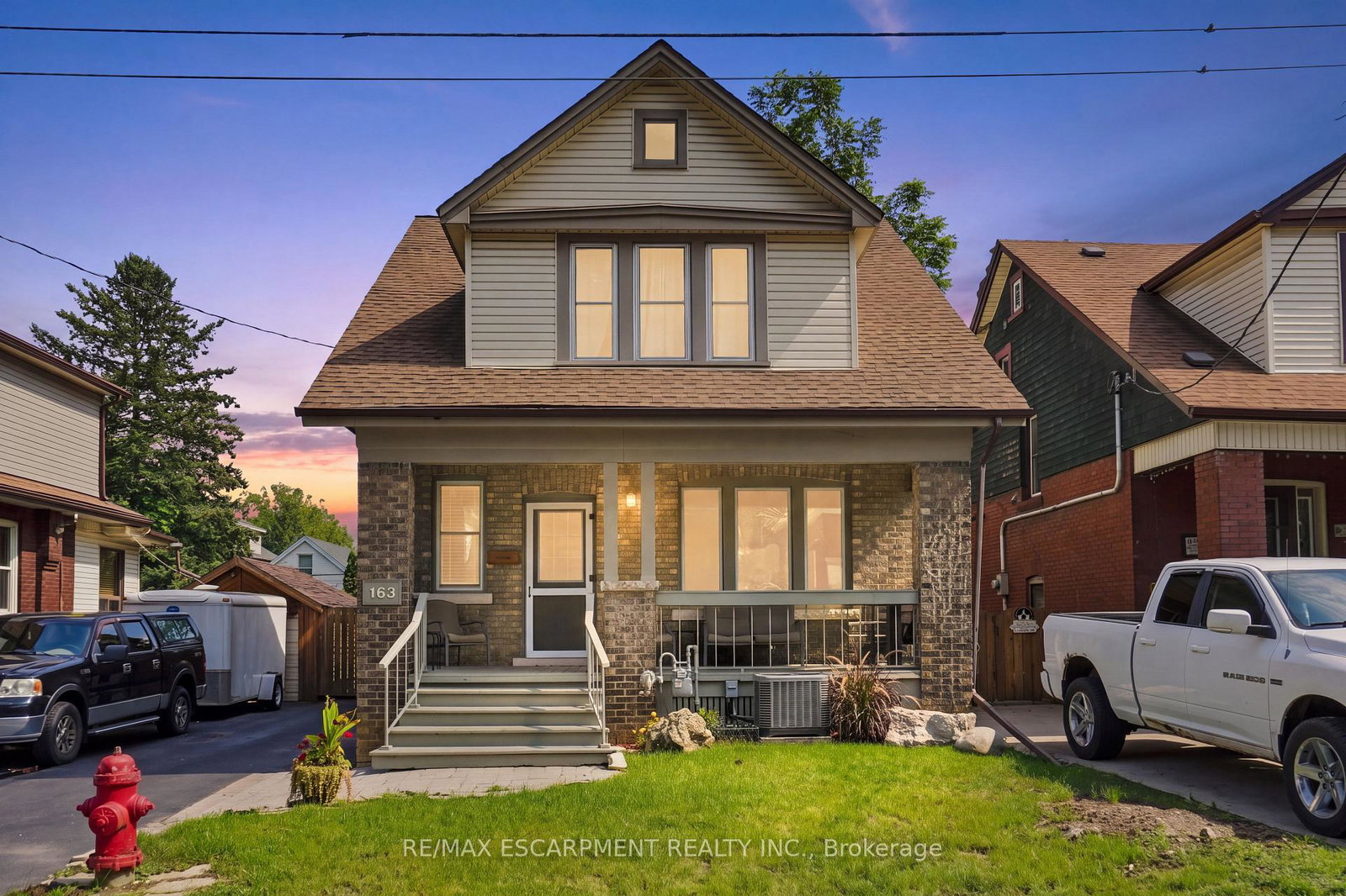 163-grosvenor-avenue-s-hamilton-ontario-x13746978