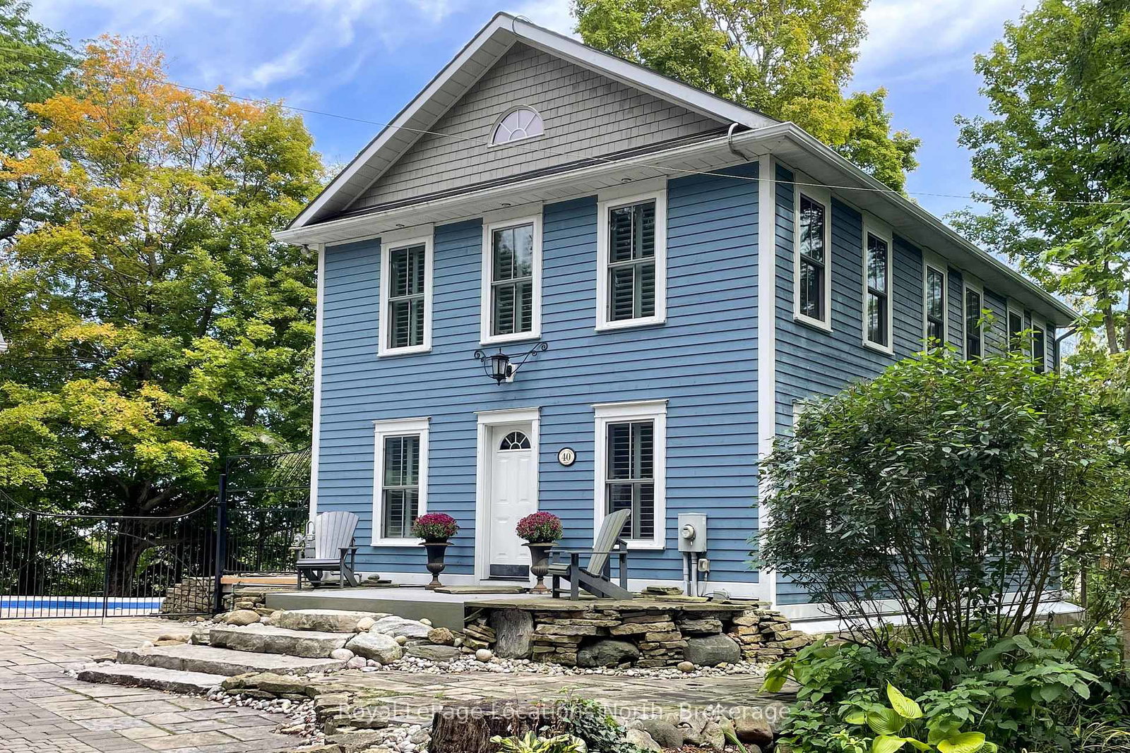 40-alice-street-e-blue-mountains-ontario-x13746992