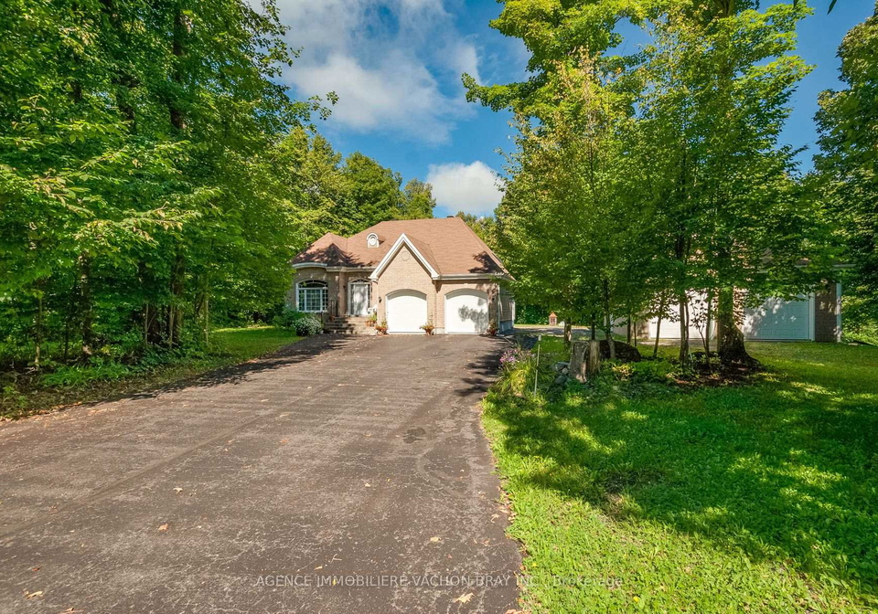 20233-maple-road-south-glengarry-ontario-x13747034