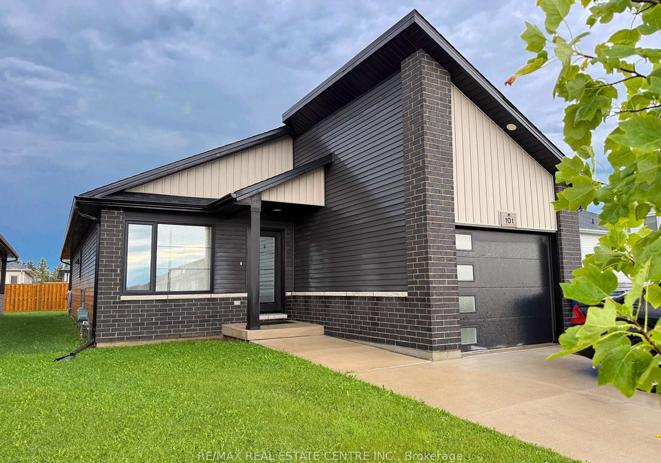101-grassland-grove-chatham-kent-ontario-x13747084