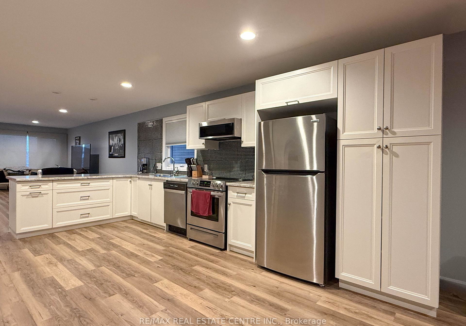 101-grassland-grove-chatham-kent-ontario-x13747084