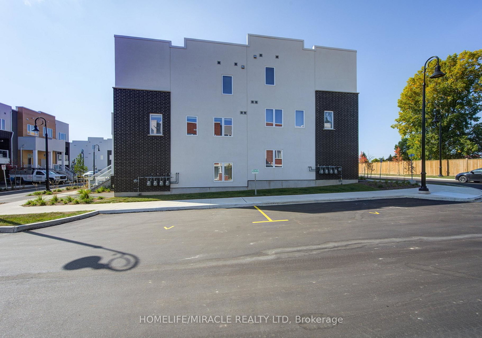 70-progress-avenue-kitchener-ontario-x13747196