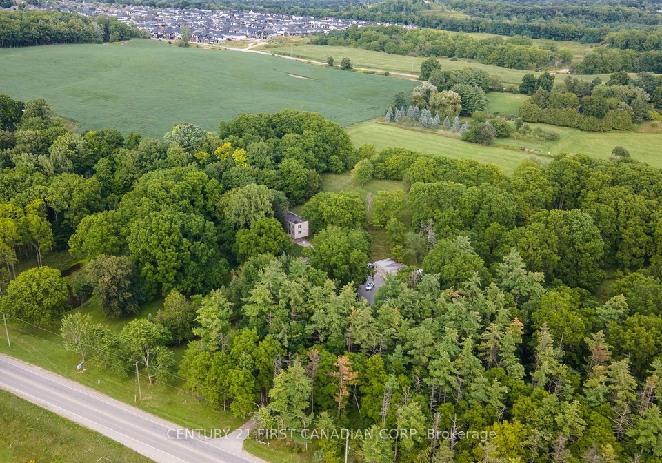 2546-westdel-bourne-london-south-ontario-x13747304