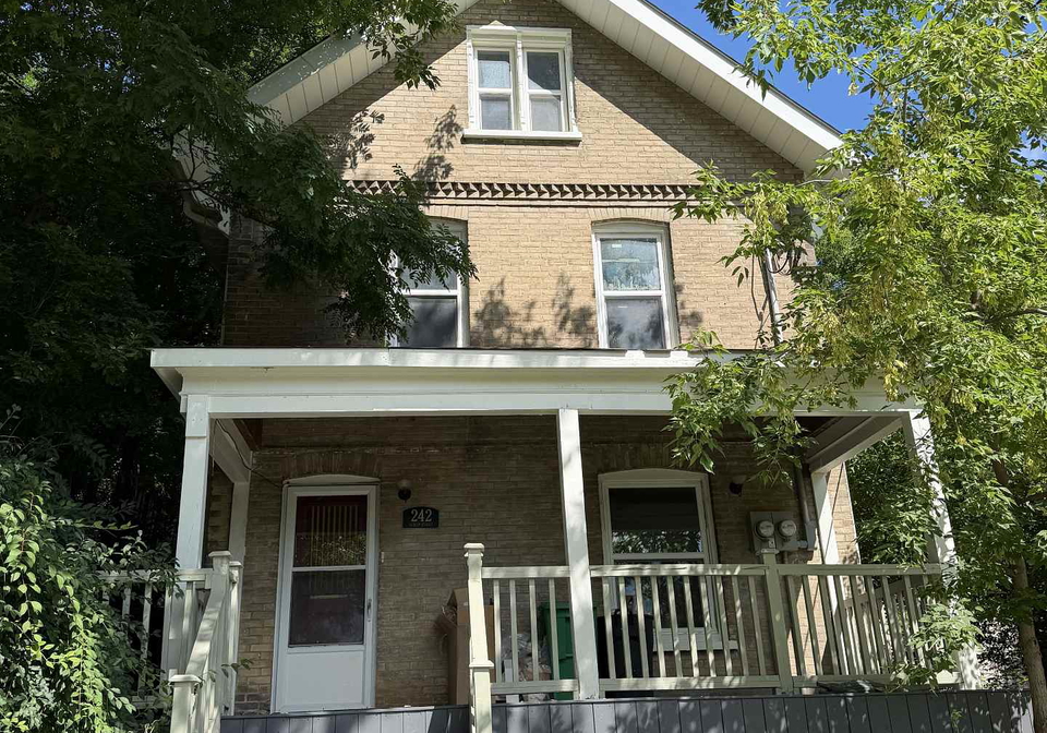 242-dublin-street-peterborough-ontario-x13747346