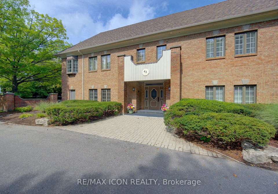 45-blue-springs-drive-waterloo-ontario-x13747352