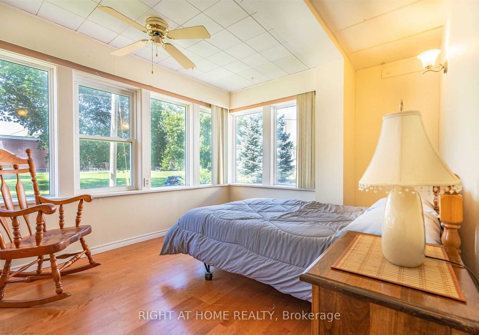 4717-epworth-circle-niagara-falls-ontario-x13747428