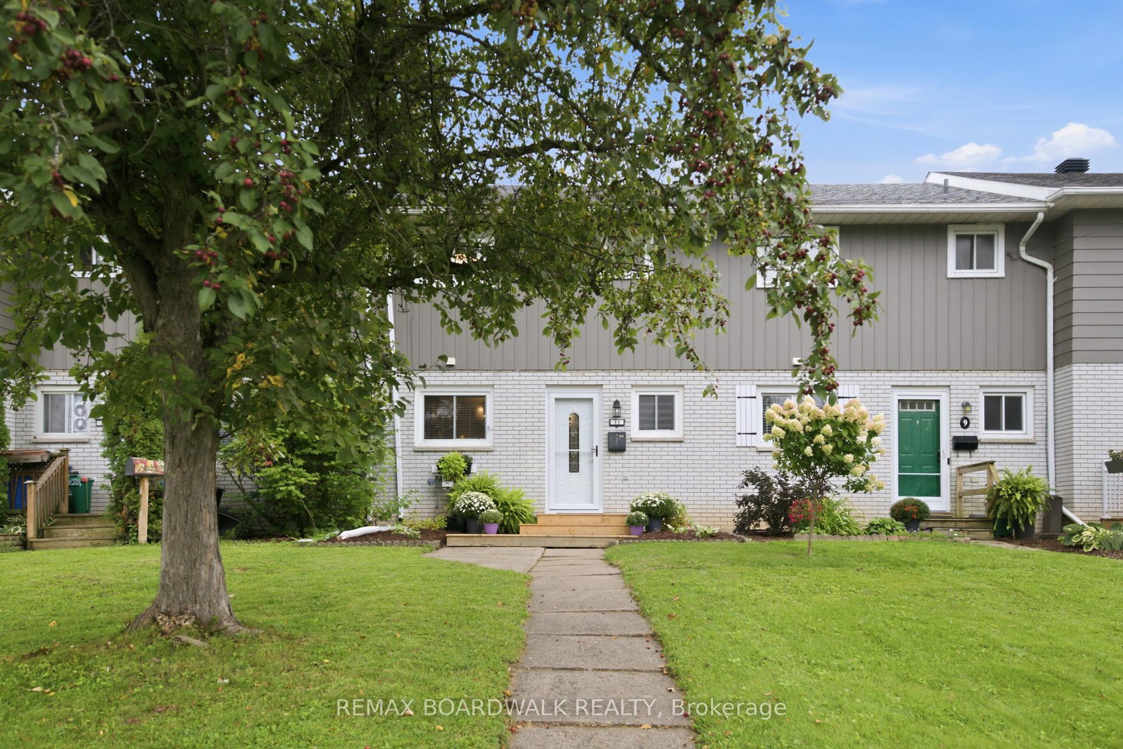 11-maple-avenue-brockville-ontario-x13747466