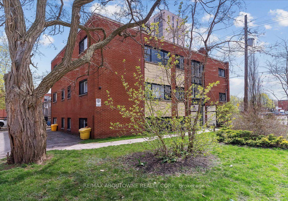 291-east-38th-street-hamilton-ontario-x13747542