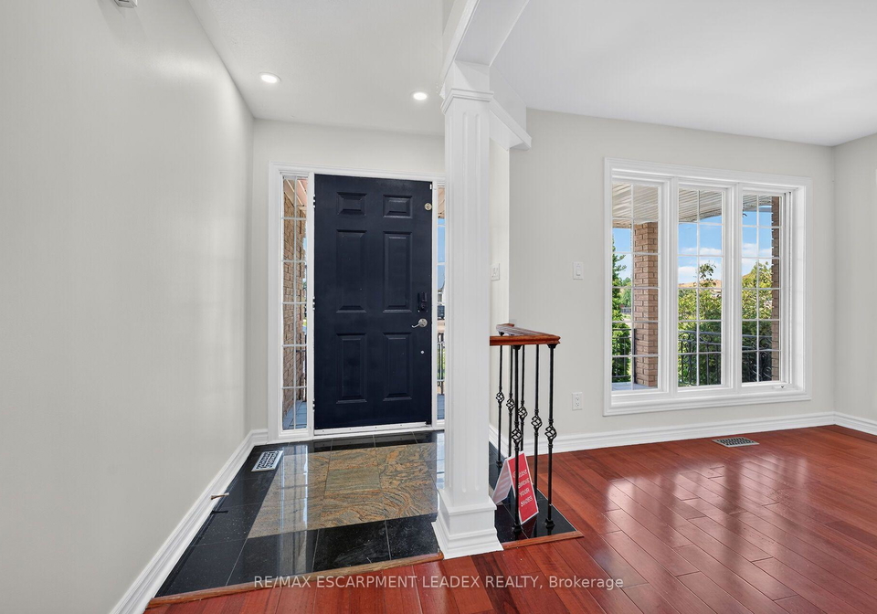 1429-upper-sherman-avenue-hamilton-ontario-x13747944