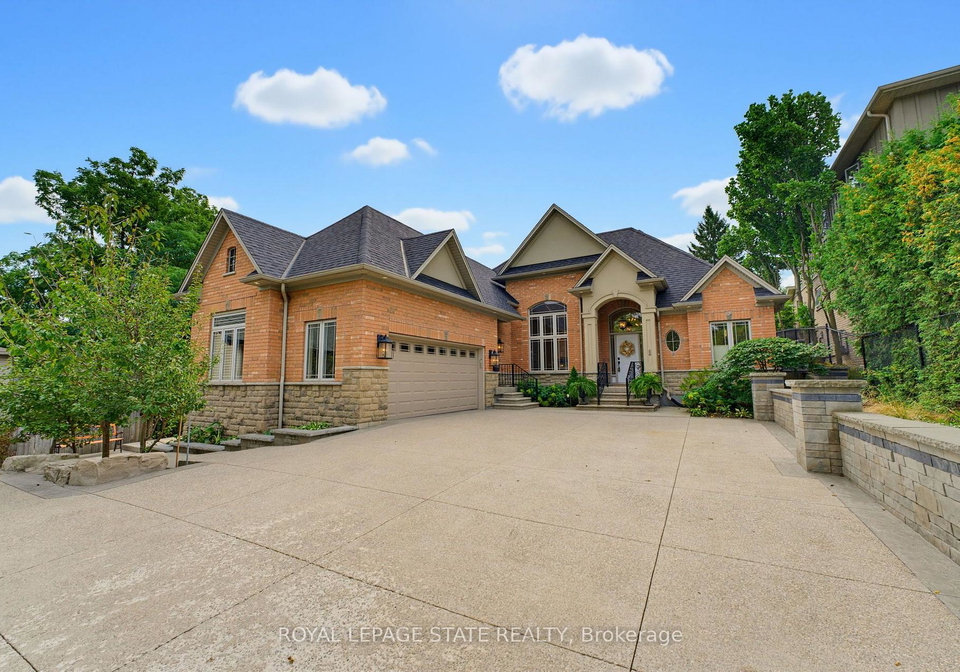 56-academy-street-hamilton-ontario-x13748436