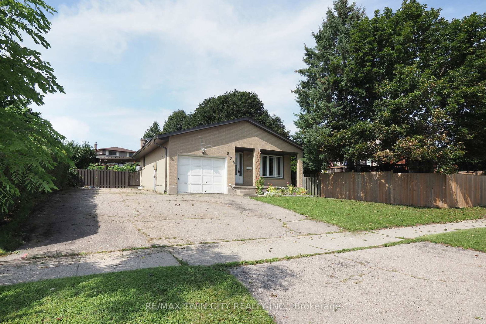 870-strasburg-road-kitchener-ontario-x13748458