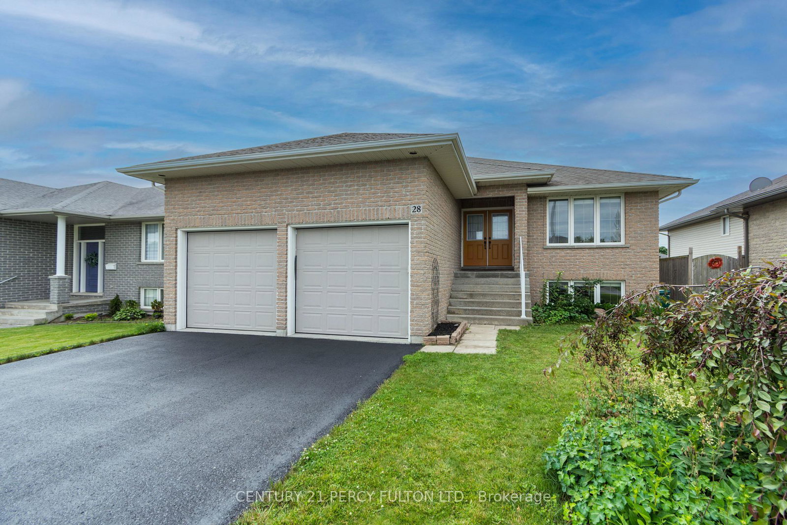 28-freedom-crescent-quinte-west-ontario-x13748644