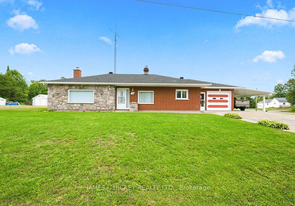 54-ottawa-street-laurentian-hills-ontario-x13749250