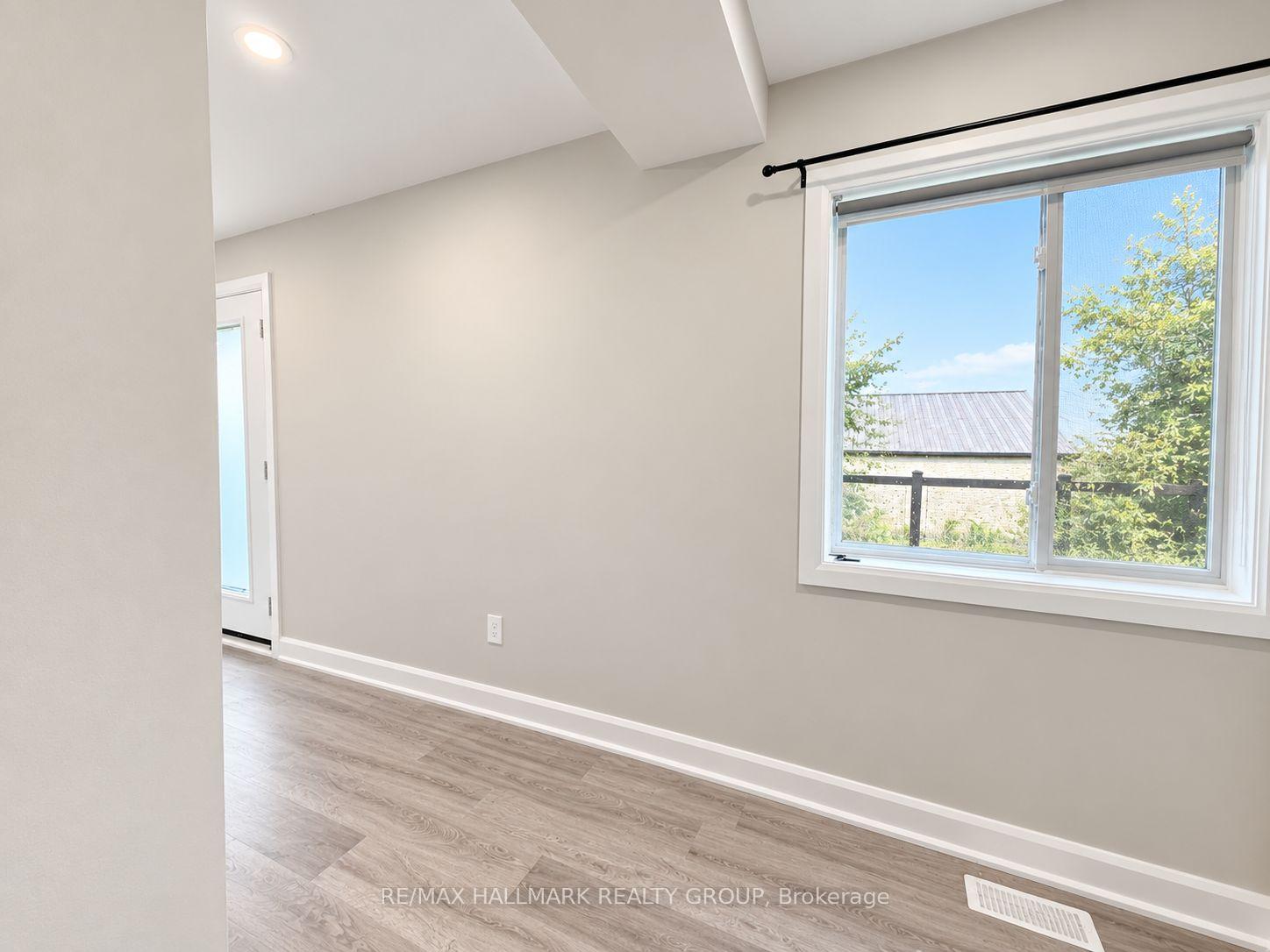131-camelia-avenue-ottawa-ontario-x13749278