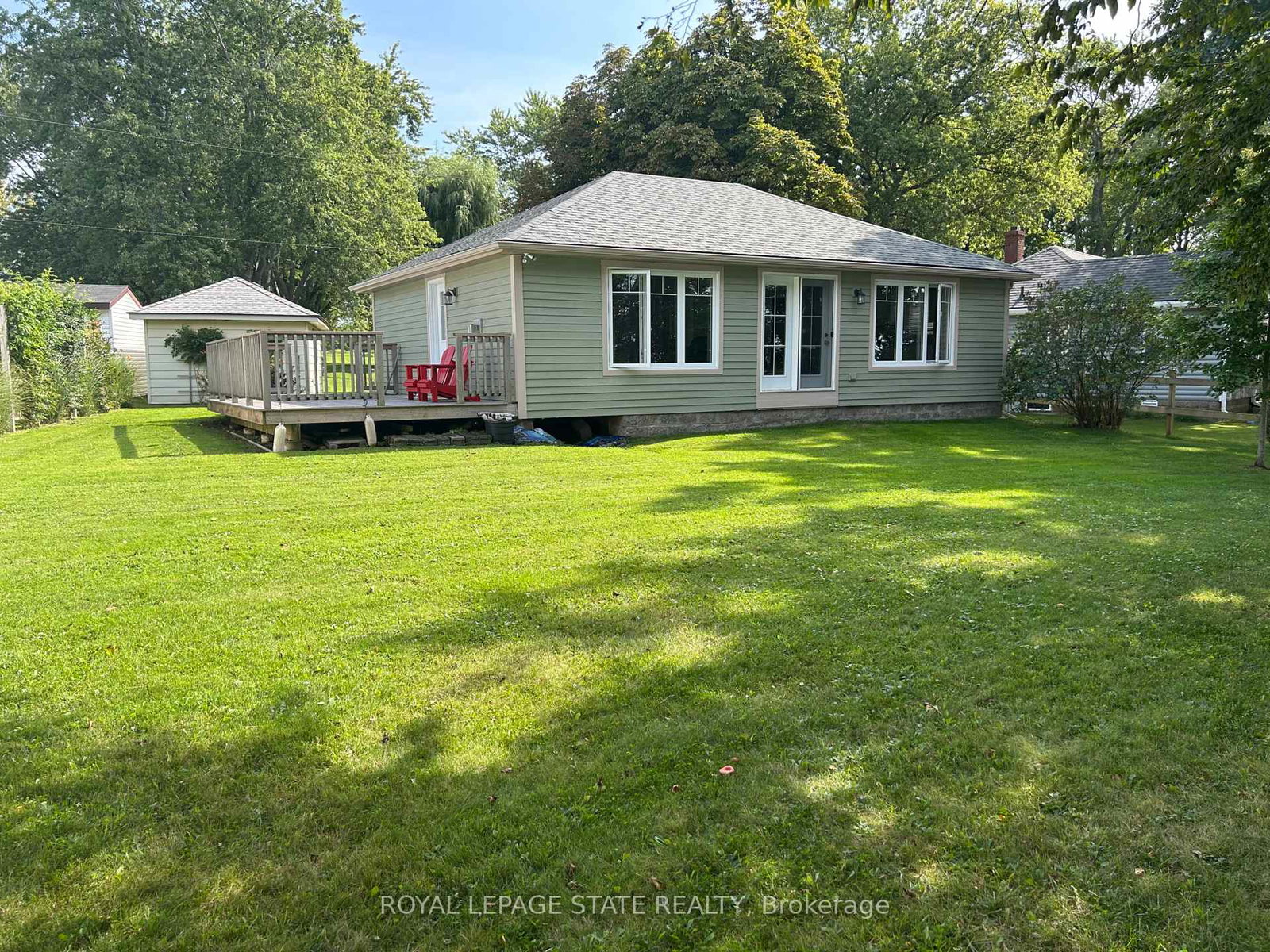 23-upper-mohawk-point-haldimand-ontario-x13749314