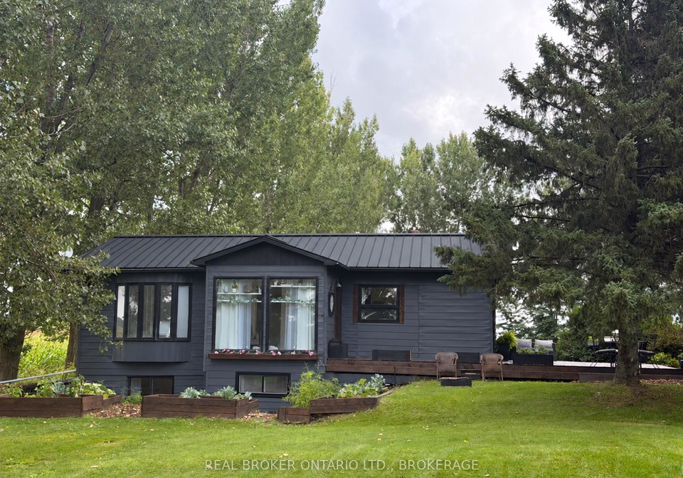 21809-concession-3-road-south-glengarry-ontario-x13749316