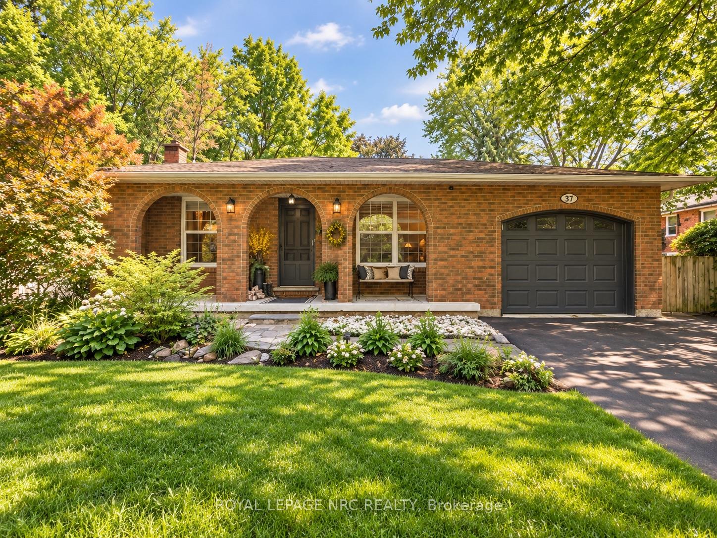 37-spruceside-crescent-pelham-ontario-x13749364