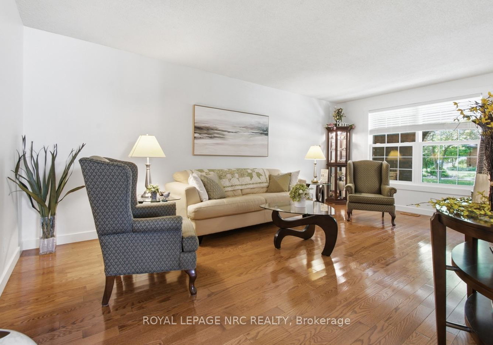 37-spruceside-crescent-pelham-ontario-x13749364