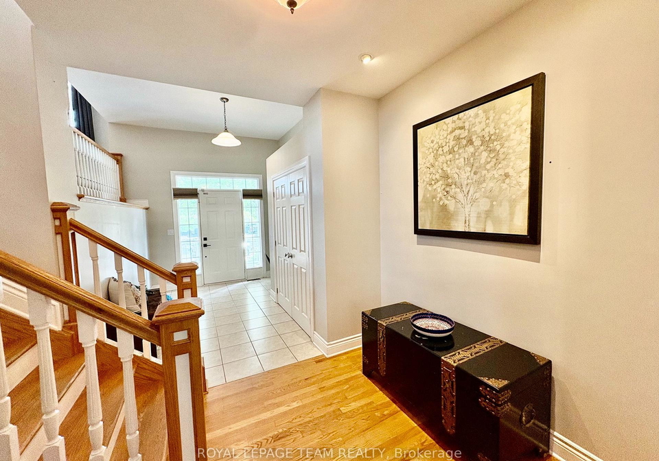 253-berrigan-drive-ottawa-ontario-x13749372