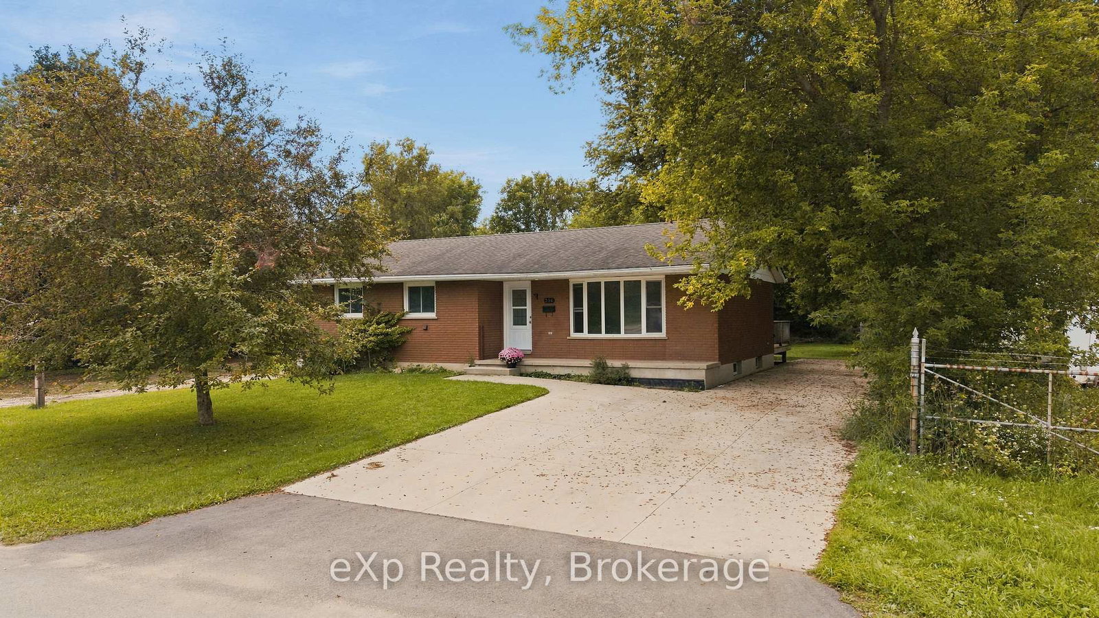 236-bruce-street-s-west-grey-ontario-x13749550