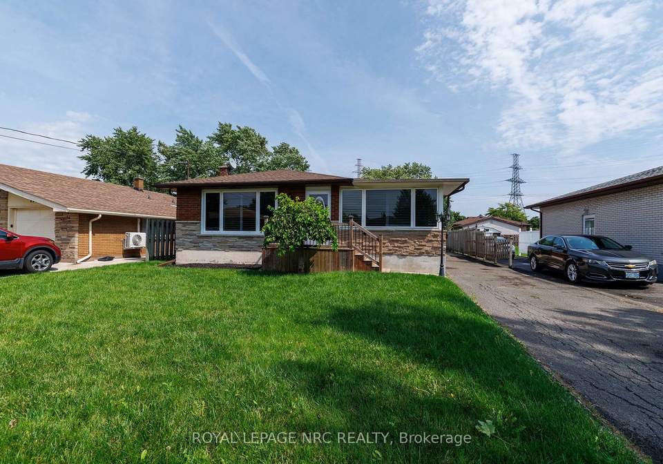 15-memorial-park-drive-welland-ontario-x13749936