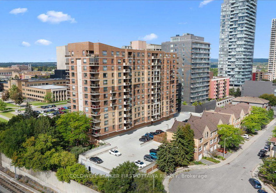 215-parkdale-avenue-ottawa-ontario-x13750292