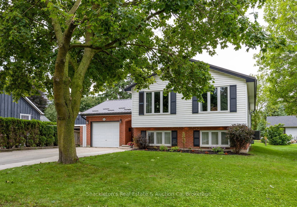 44-blenheim-street-west-perth-ontario-x13750496