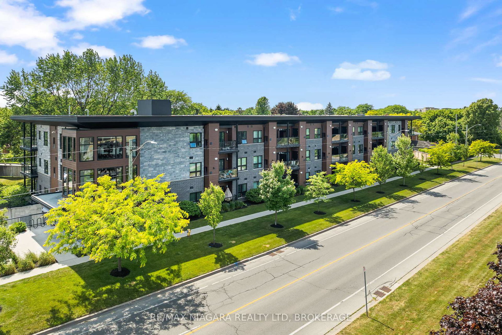212-lakeport-road-st-catharines-ontario-x13750680