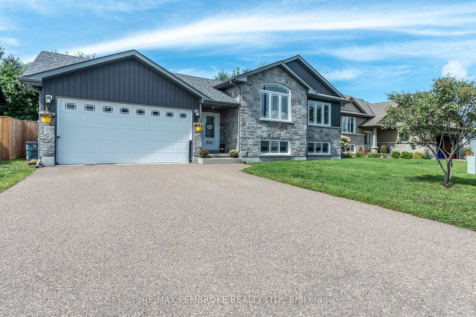 521-gardner-crescent-petawawa-ontario-x13750758