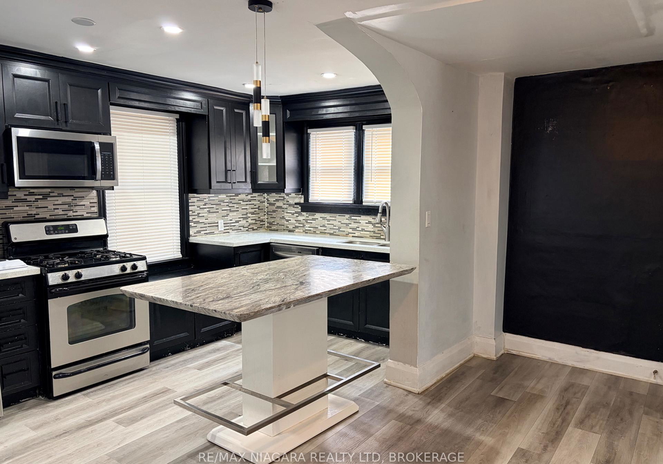 3-rices-lane-welland-ontario-x13750780
