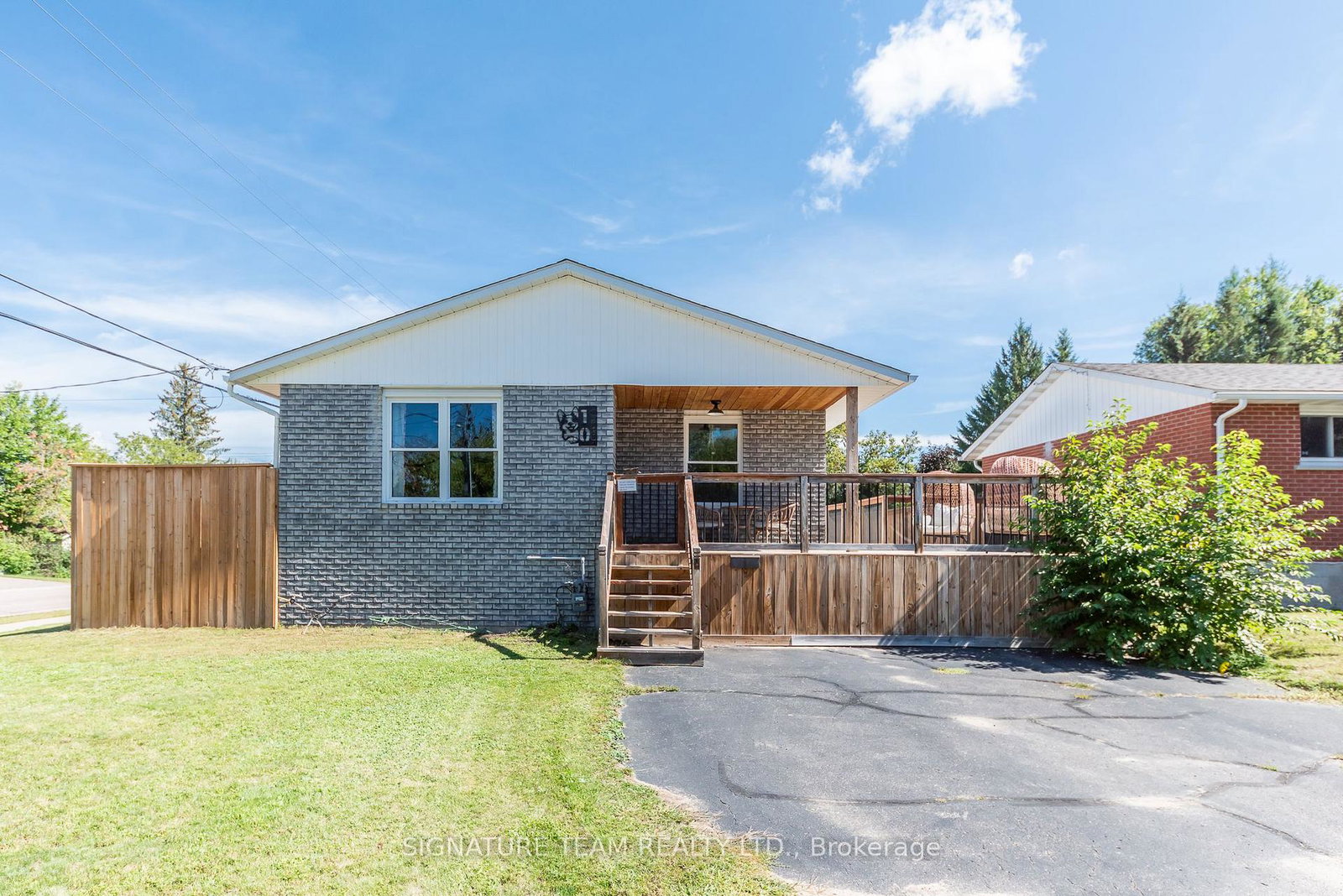 10-selkirk-street-petawawa-ontario-x13751056