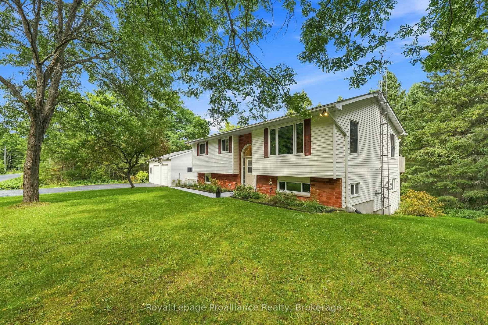 1528-pinewood-school-road-brighton-ontario-x13751144