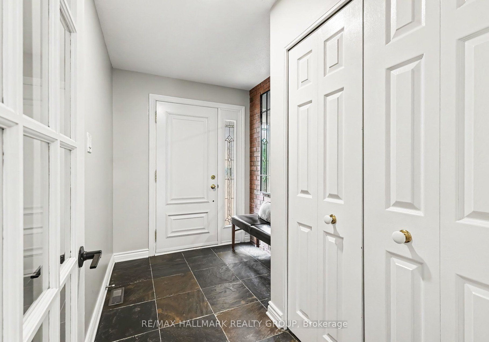 1673-teslin-court-ottawa-ontario-x13751400