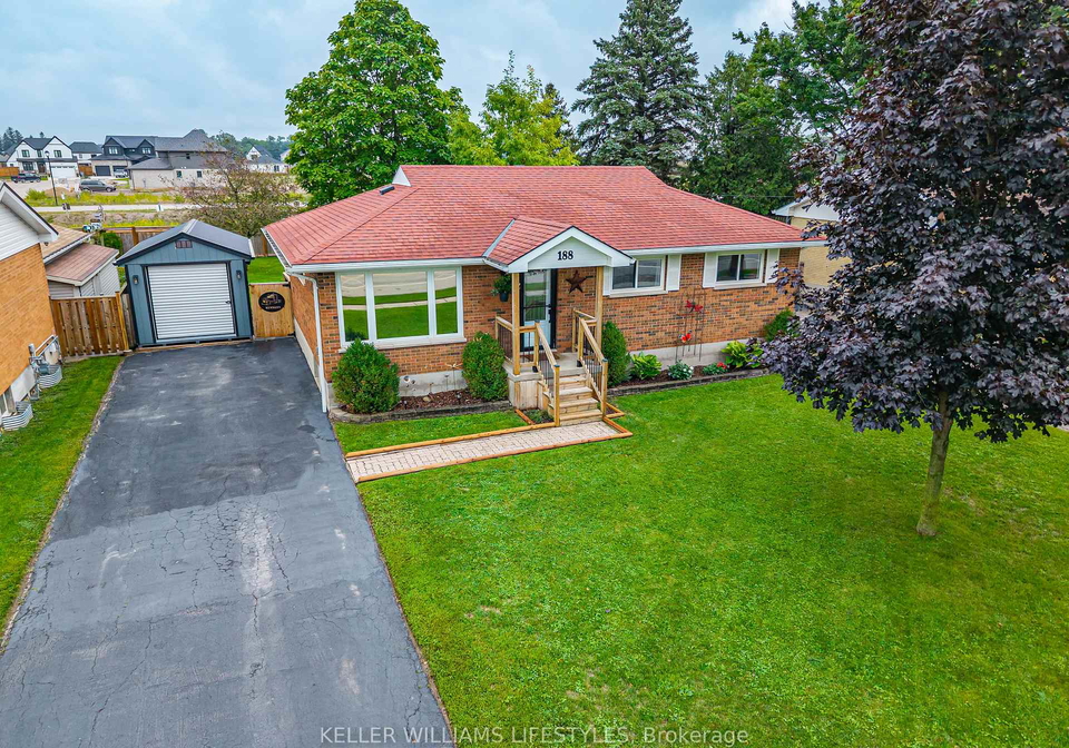 188-queen-street-north-middlesex-ontario-x13751710