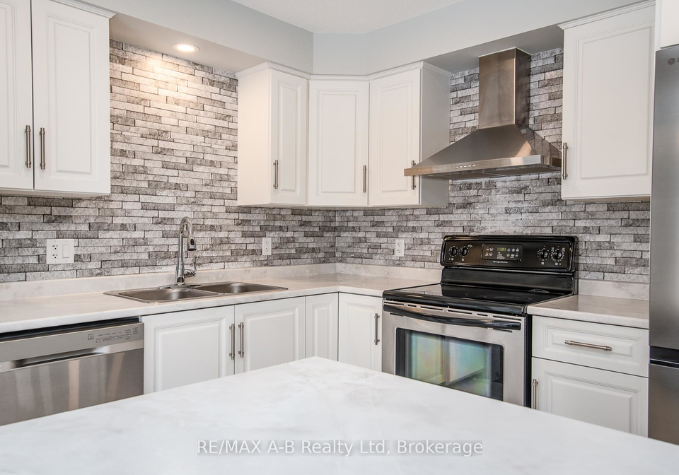 45-robertson-drive-stratford-ontario-x13751810