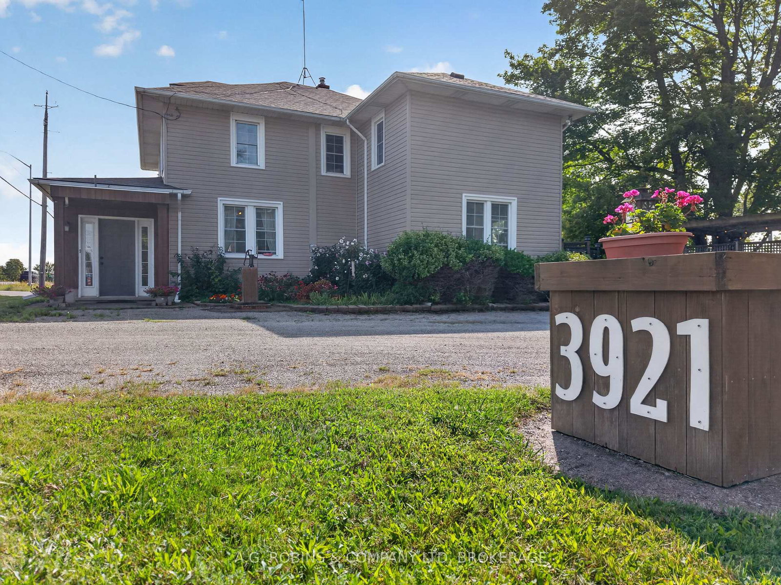 3921-3-highway-e-port-colborne-ontario-x13752210