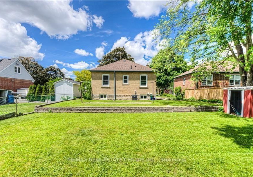 15-chelsea-road-kitchener-ontario-x13752244